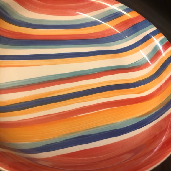 Tabletops Gallery Water Color Red 12-1/2” hand-painted Serving Bowl Large - Picture 7 of 12